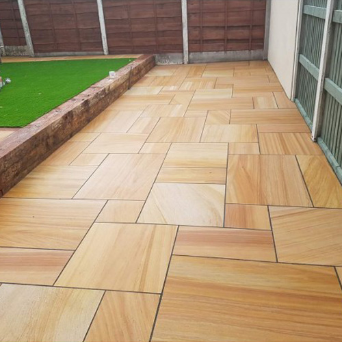 Teakwood (Sawn & Honed)