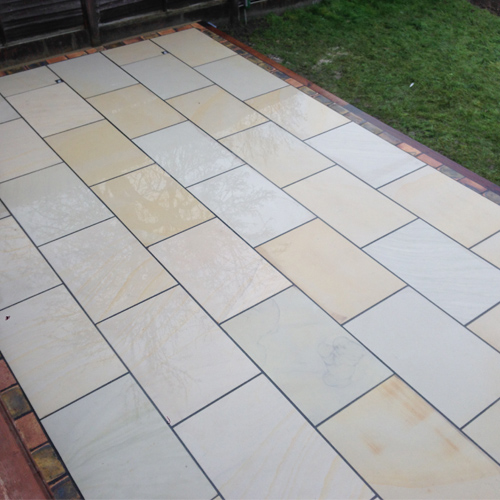 Mint Ivory (Sawn & Honed)
